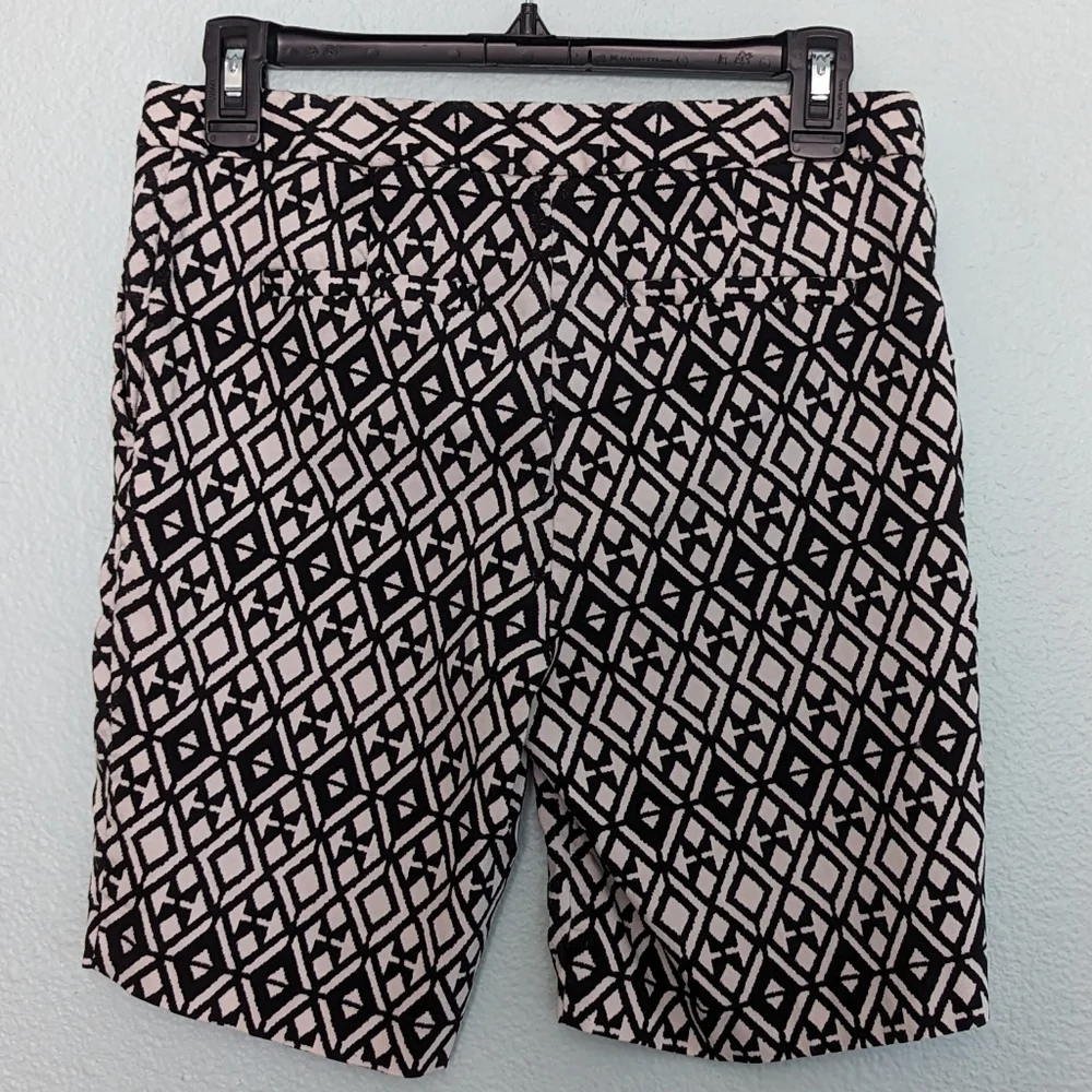 Mario Serrani Italy Shorts, Size 6 - Picture 3 of 6